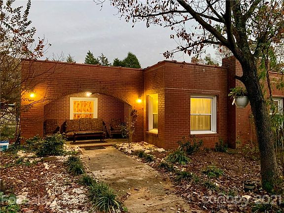 2nd image of 172 Maristone Dr