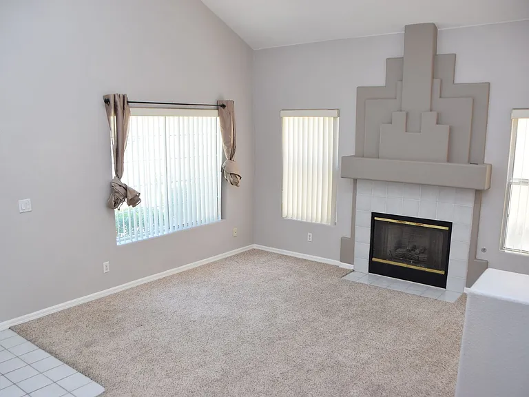7811 Howard Dade Ave — Photo 8
