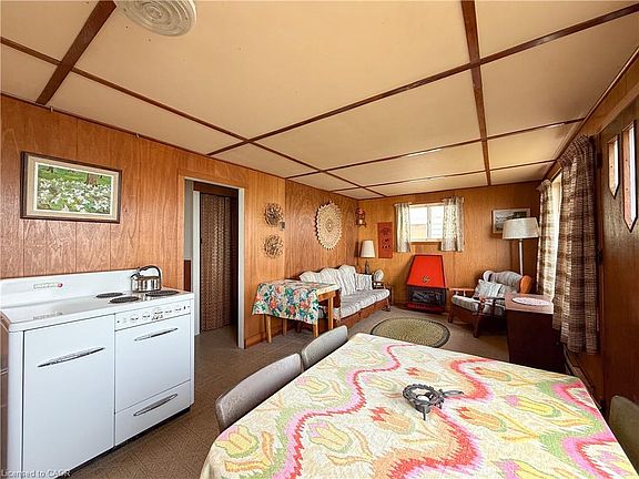 5th image of 518 Avalon Ln