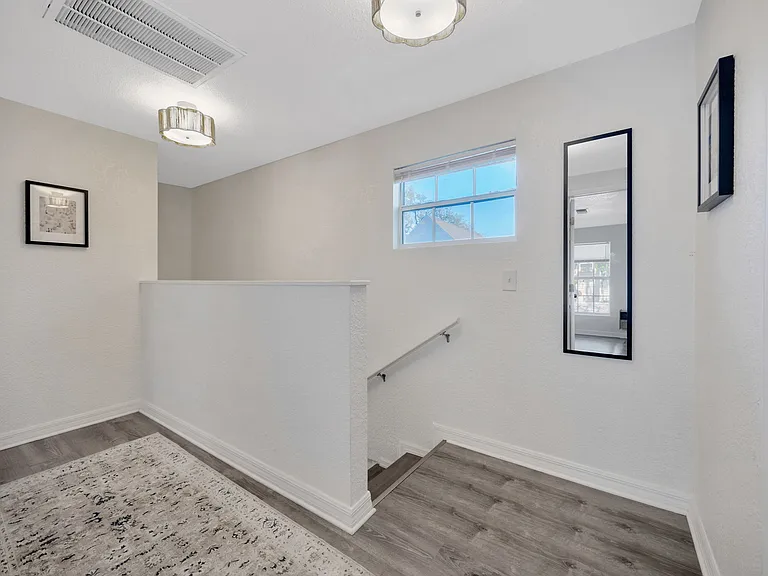 1215 E New Orleans Ave — Photo 23