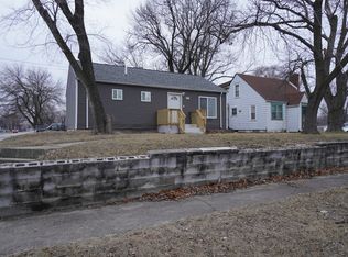 1092 Hanley St, Gary, IN 46406