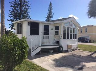 682 Nettles Blvd, Jensen Beach, FL 34957