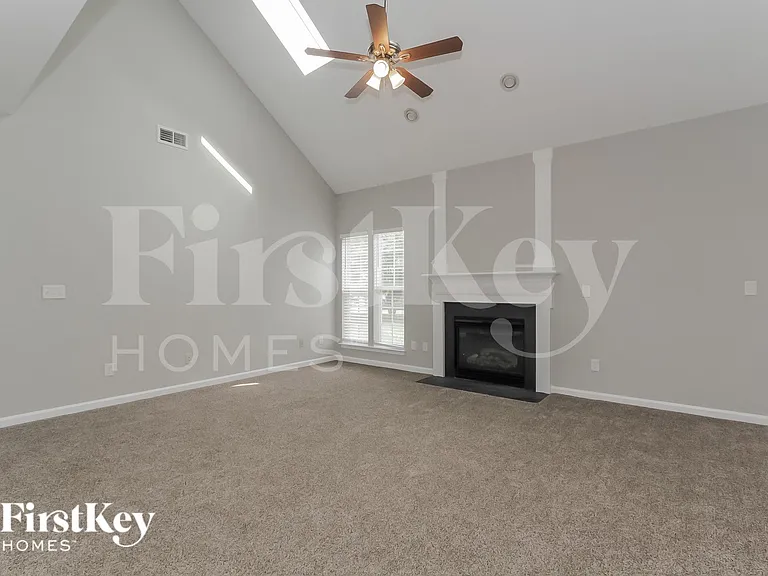 9708 Spring Park Dr — Photo 3