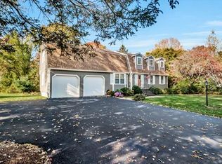 24 Pinecone Ln, Southborough, MA 01772