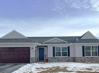 272 Gardenia Ln #42, Lebanon, PA 17042