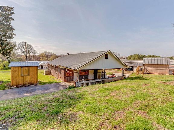 5th image of 21 School St