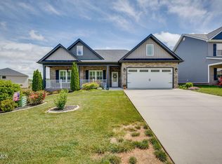 3305 Cottage Green Ct, Kingsport, TN 37660