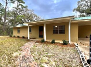 3837 Pine Log Rd, Chipley, FL 32428