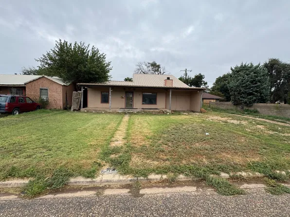 108 SE 10th St, Plainview, TX 79072