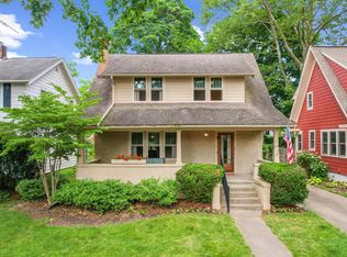 216 Kenwood Ave, Ann Arbor, MI 48103