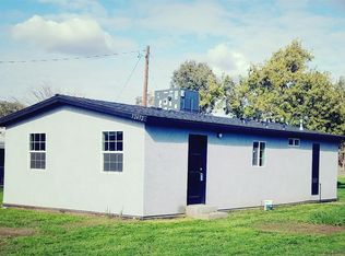 32452 Grandview St NE, Visalia, CA 93291