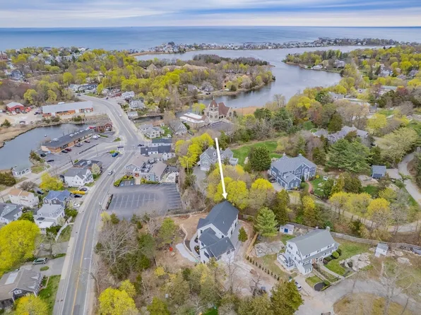 6 Grace Dr, Cohasset, MA 02025