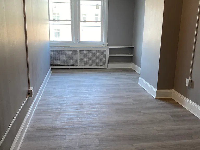 1228 Saint Paul St S #4 — Photo 9