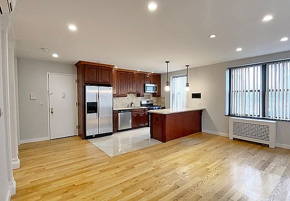 3rd image of 12-22 30th Ave #3B