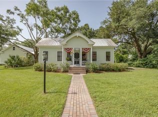20 E Vick Ave, Oakland, FL 34760