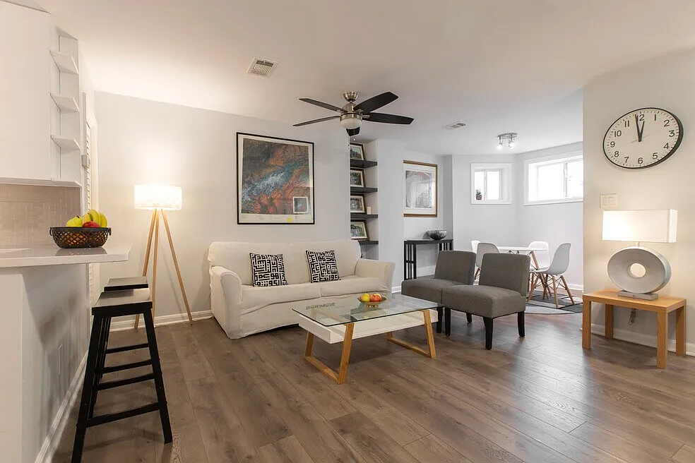 2 bed, 900 sqft, $2,600 — Photo 4