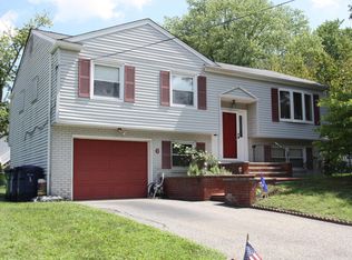 6 Murray Ln, Neptune, NJ 07753