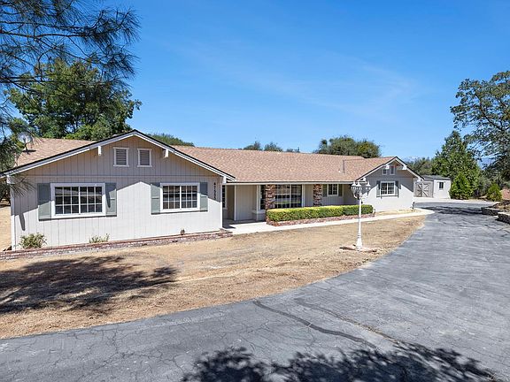 4th image of 47555 Willow Pond Rd