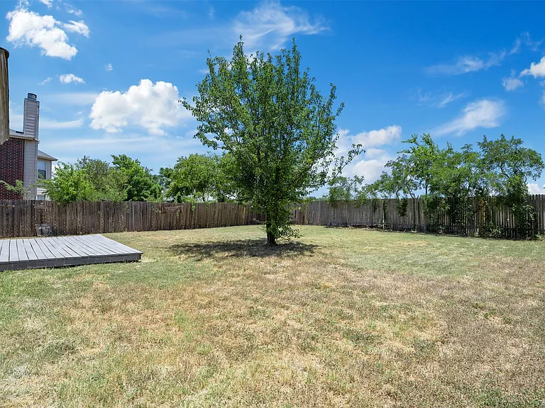 1814 Grassland Dr — Photo 31