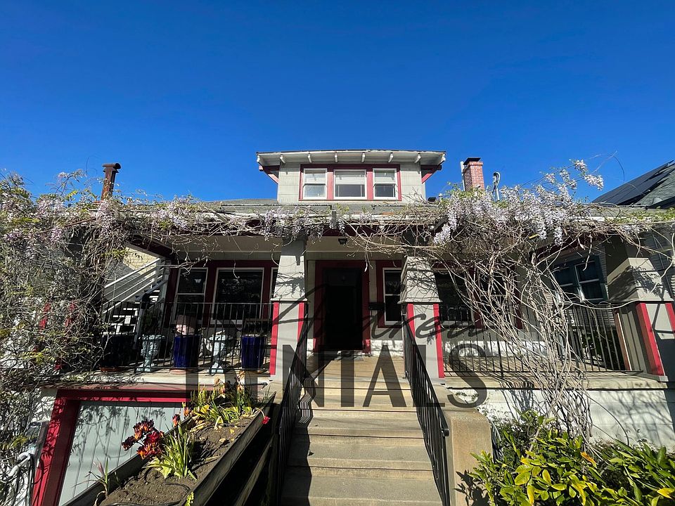 1st image of 3929 Everett Ave #B