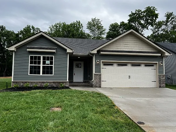 1141 Cardinal Creek Dr — Photo 1