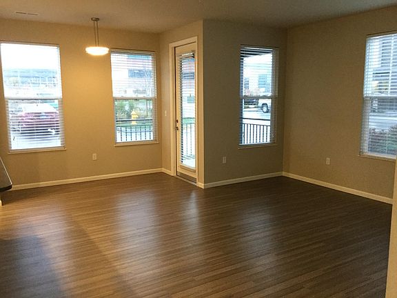 4th image of 12847 Daylight Dr APT 1310