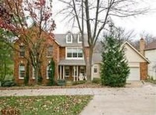 16761 Clayton Rd, Ballwin, MO 63011