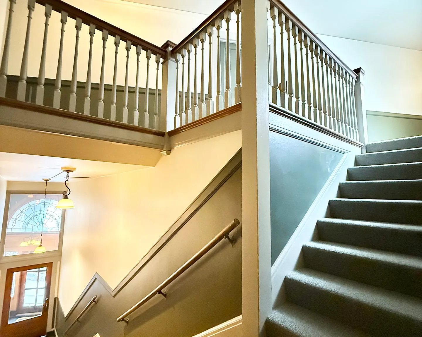 Olive Crest Apartments — Photo 1
