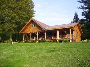 123 Highwinds Ln, Mayfield, NY 12078