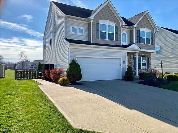 3rd image of 5182 Sun Meadow Dr