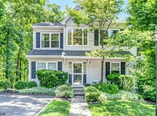 364 Wren Ln, Bedminster, NJ 07921