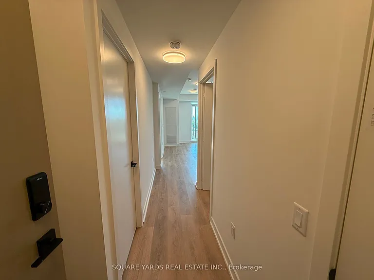 1185 Dupont St #612 — Photo 9