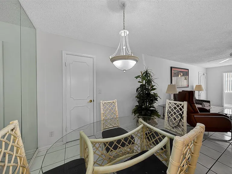 6253 Bay Club Dr #1 — Photo 16