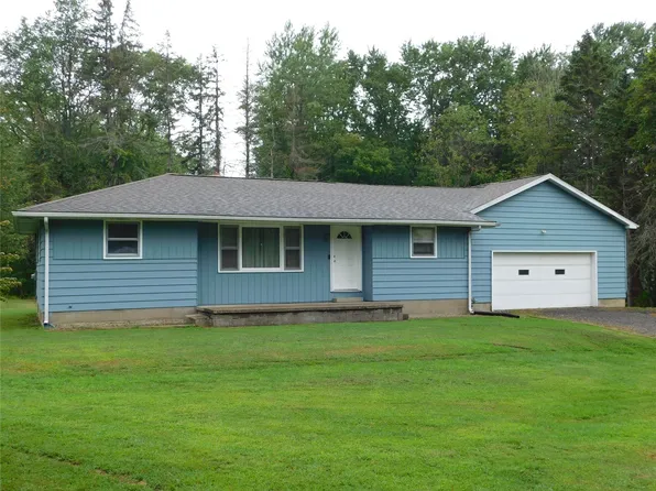 7540 White Birch Ln, Erie, PA 16509