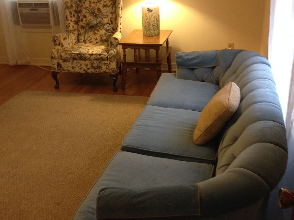 2nd image of 308 Wyandotte St APT A