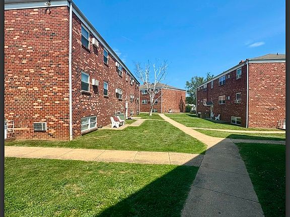 2nd image of 1401 Maryland Ave #D01