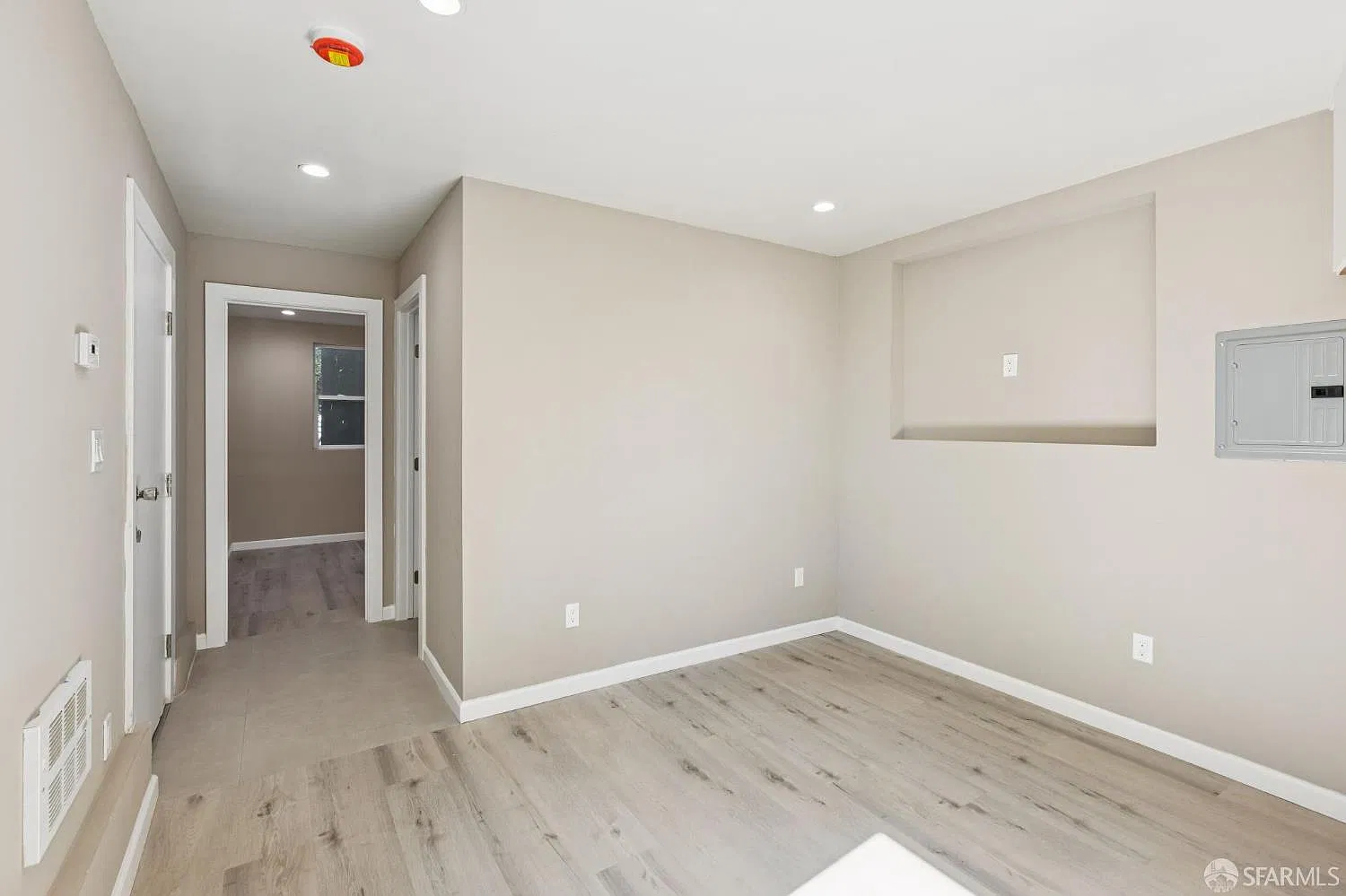 1 bed, 1.0 bath, 315 sqft, $2,700 — Photo 4