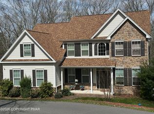 710 Kennedy Ct, East Stroudsburg, PA 18301
