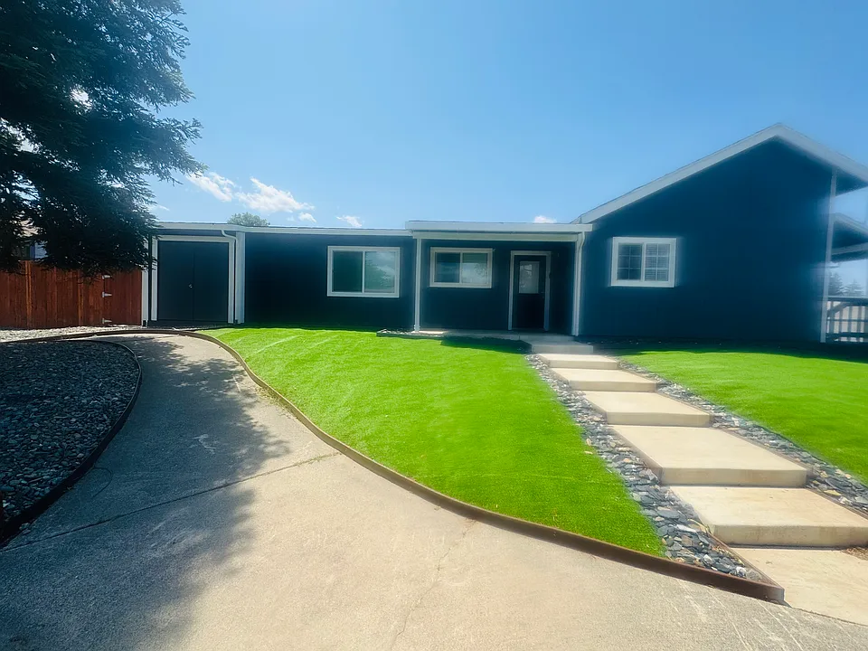 436 Cameron Way #1