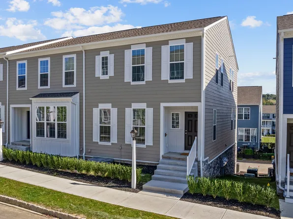 4010 Windsfield Way, Bridgeville, PA 15017