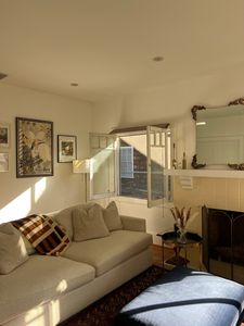 1532 N Kingsley Dr, Los Angeles, CA, 90027