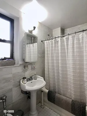 Rented by Citi Habitats | media 63