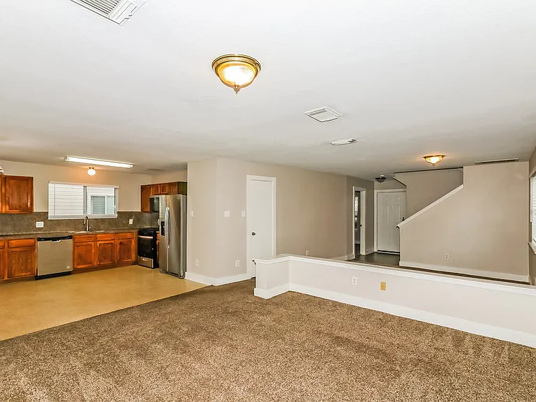 20014 Rustic Lake Ln — Photo 9
