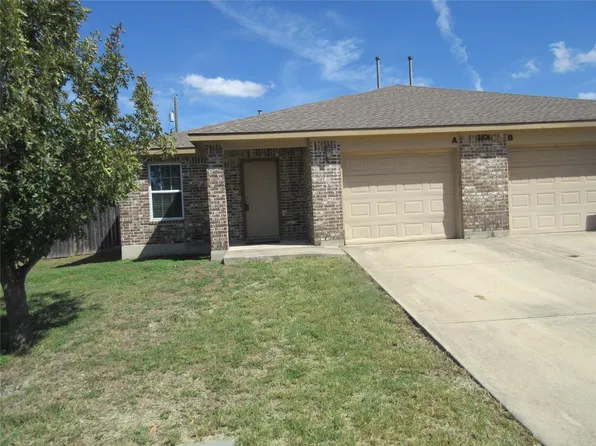 2804 Crystal Cir #A, Taylor, TX 76574