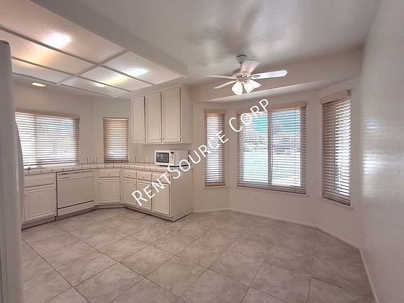 3rd image of 26102 Alejandro Dr