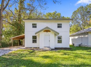 1313 N Clifton Ave, Springfield, MO 65802