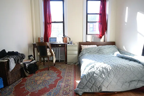 Rented by Bold New York | media 44