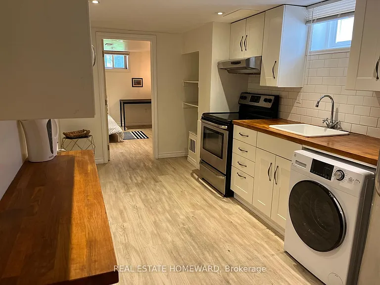 115 Porchester Dr #BASEMENT — Photo 8