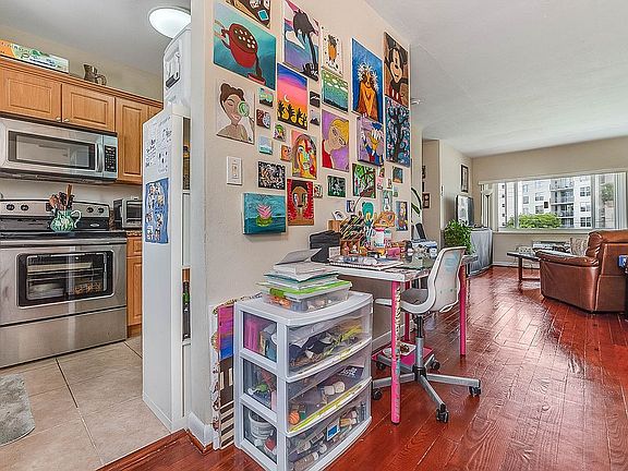 3rd image of 9291 W Bay Harbor Dr APT 9