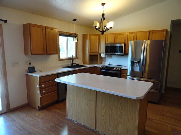 4th image of 1064 Ziebach St